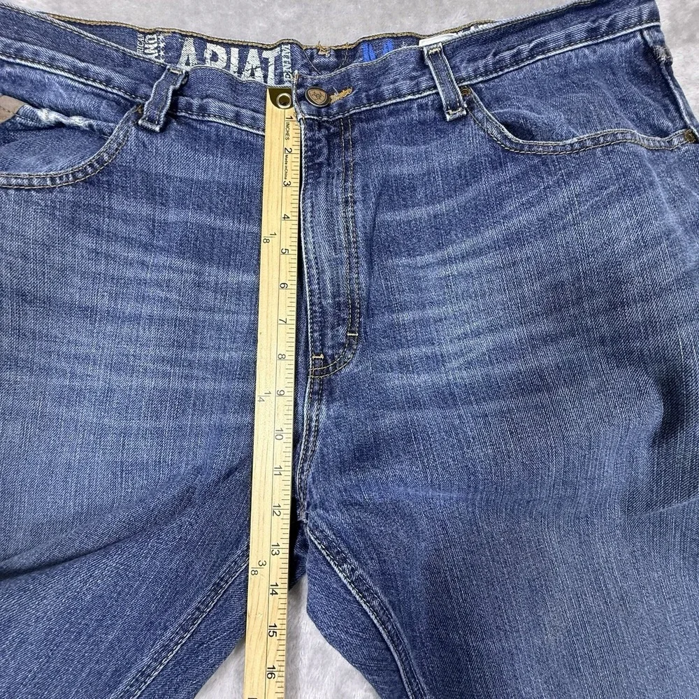 Ariat M2 Relaxed Boot Jeans Mens 40x33 Vs. Tag 40x34 Medium‎ Wash Denim Straight